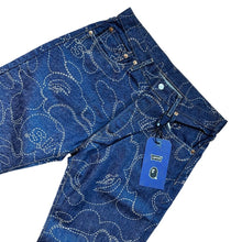 Load image into Gallery viewer, Brand New 33" X 32" Bape Levis Camo Print Denim Jeans