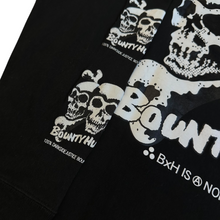 Load image into Gallery viewer, M Bounty Hunter Skull Pile Long Sleeve