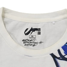 Load image into Gallery viewer, XL Uniqlo x Futura Tee Atoms WHITE BLUE RED